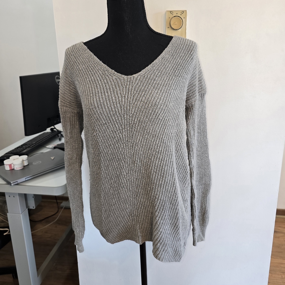 Women's Gray Sweater